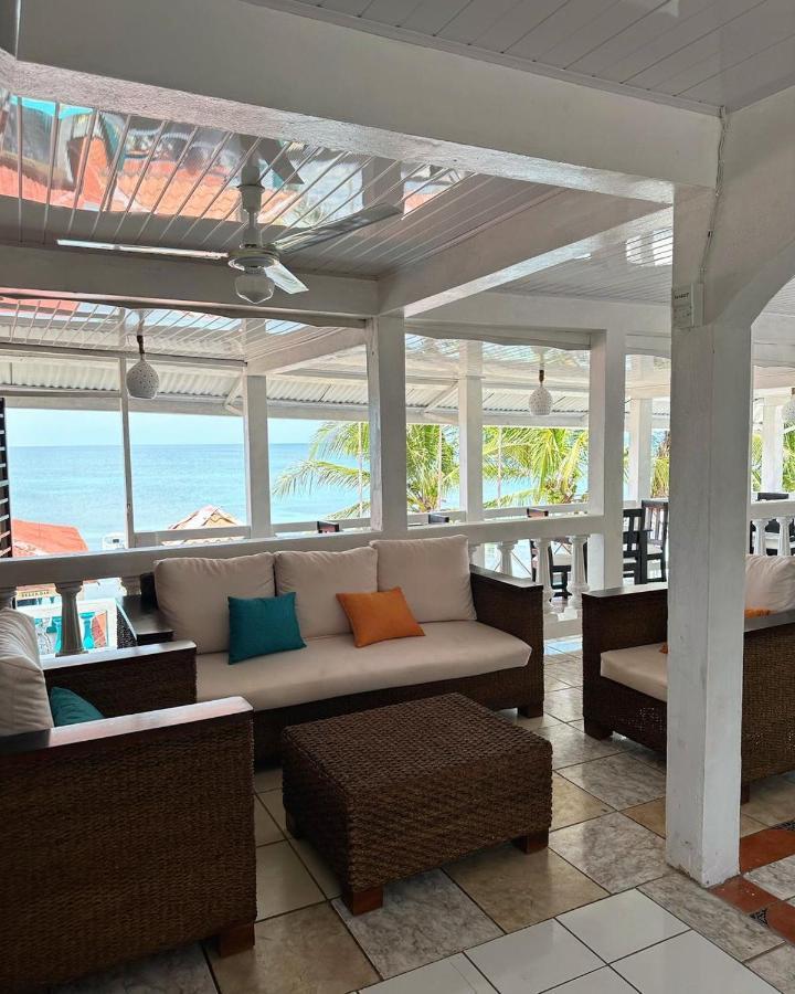 Los Delfines Hotel & Dive Center Little Corn Island Exterior foto